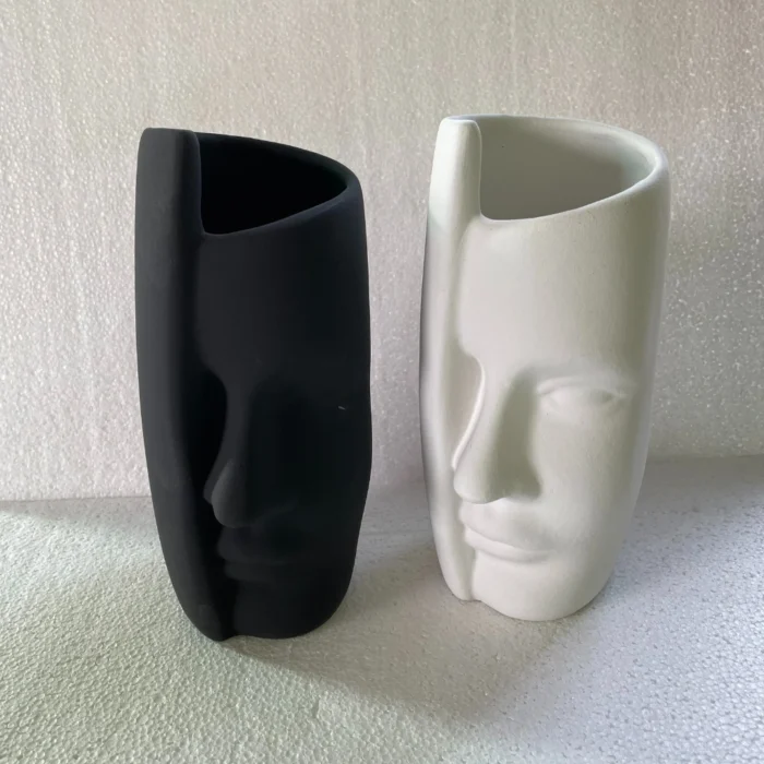FaceCraft Vase